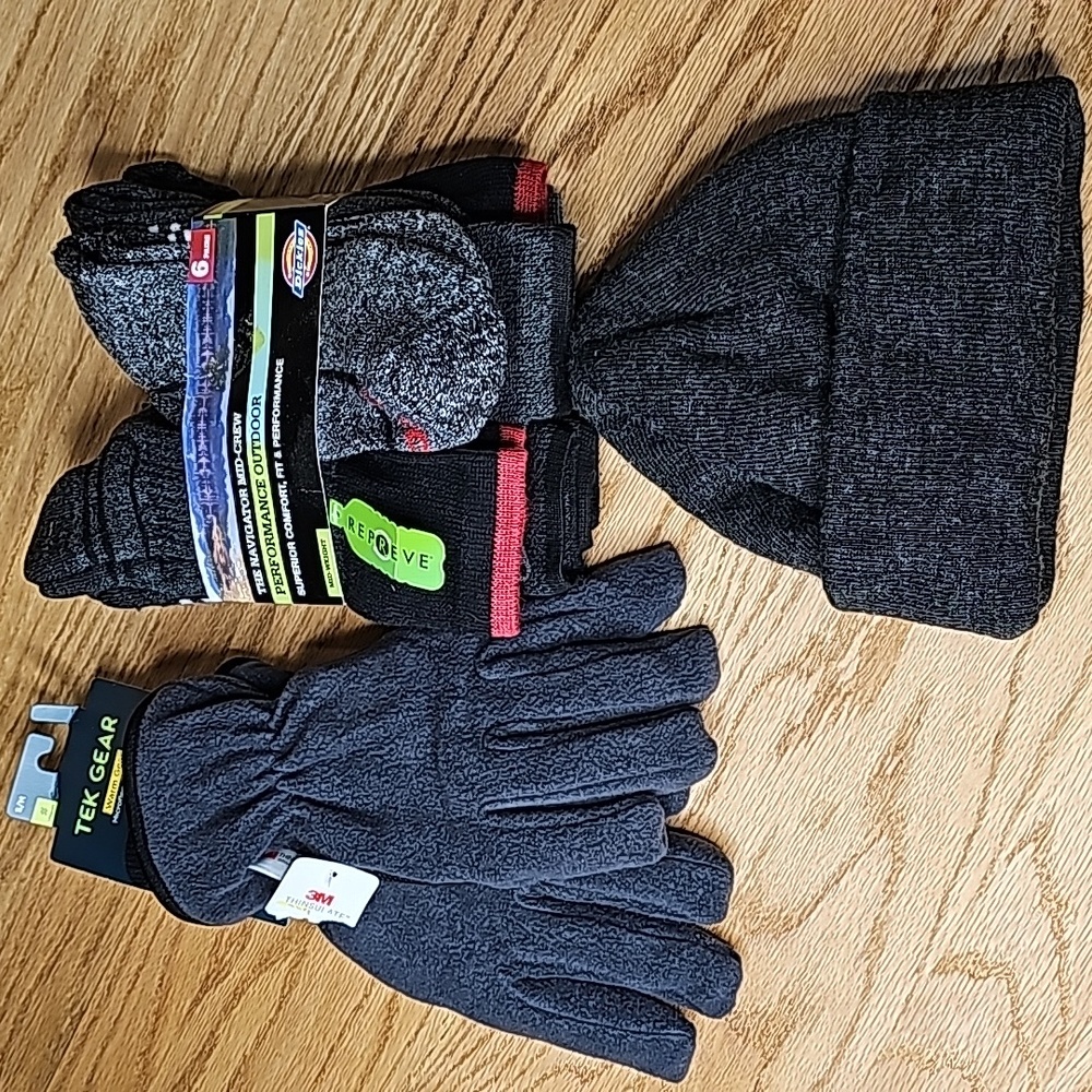Warm Winter Bundle. Hat, Gloves, Socks - image 1